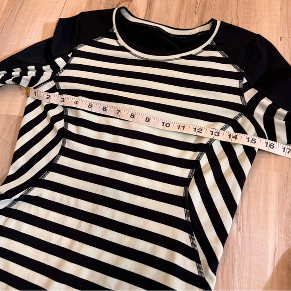 EUC Lululemon Striped Mint and Black long sleeve top - Picture 9 of 9